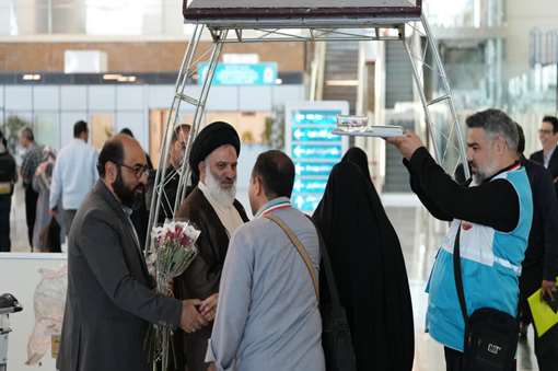 سفر اساتید دانشگاه به سوی سرزمین وحی؛ وقتی دانش در پیشگاه معرفت تعظیم می‌کند